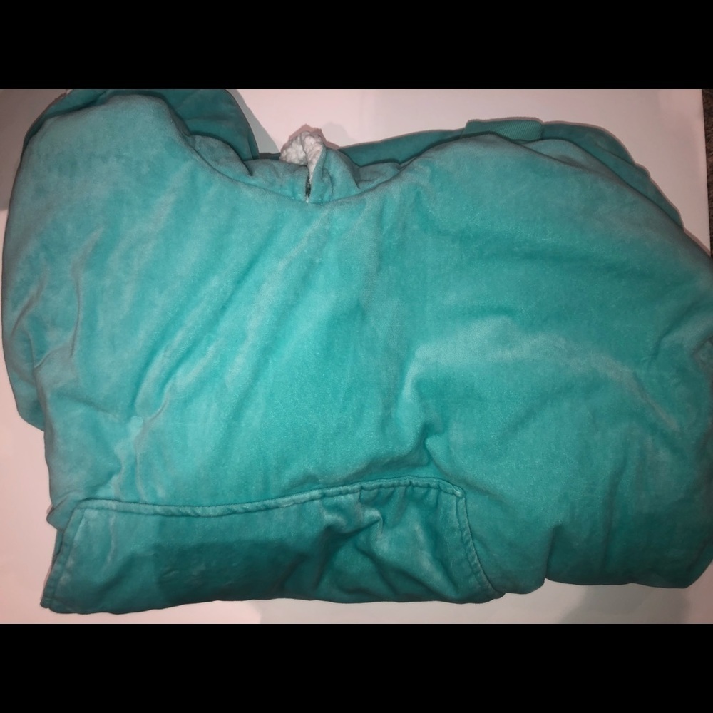 Teal comfy